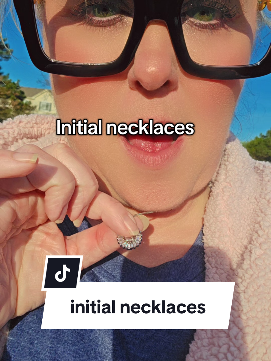 #creatorsearchinsights wow!! now I see why they are viral!!! #initialnecklace #necklace #girlythings #jewelry #initials #whitegoldjewelry @TimelessDream 