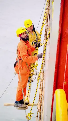 Sailors life is full of Adventure..⚓️💪🌊🚢❤️