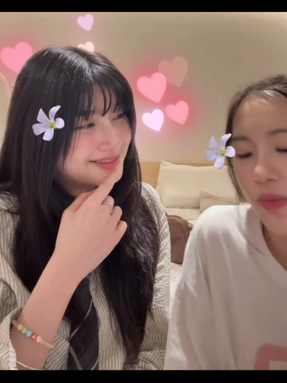 Down bad?😂 #mable_siriwalee #pangjiewr #gledits #ThaiGL #thaiglseries #minepeople #blejie #clairebell 