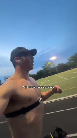 That boy skip was cookin #matthewscriv #temporun #hybridathlete #dogsofttiktok #runtok 