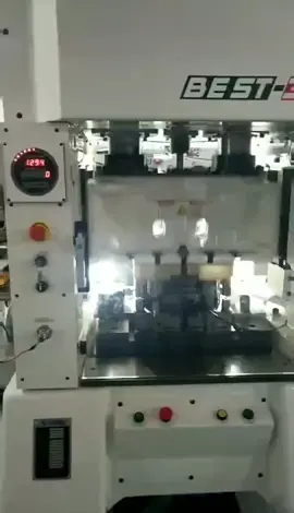 High speed stamping#MetalStamping #ProgressiveDie 