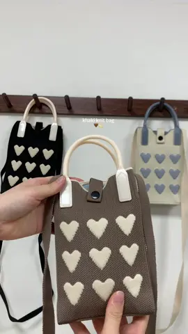 khaki knit bag#minibag #knittedbag #bottlebag #phonebag #trending #fyp 