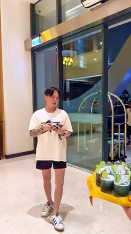 welcome to Primepark Hotel Lombok king @BANG MISTER ALOY 🤩✨  editor by: pak @rnhz 🤩 #aloy #kingaloy #lombok 