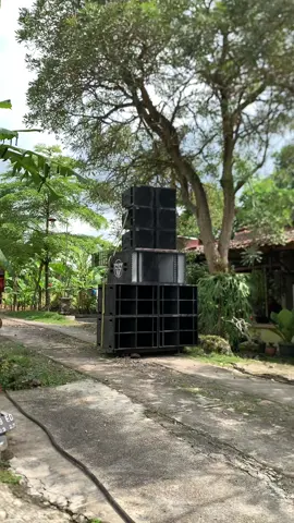 ☕️ ….(••)              - #trending #ssaudio4d #atvtrendy #predatorgenk #vidioviral #sedulursekawan #trendysoundsystem #soundhoreg #horengofficial #fypシ゚viral #soundbalapindonesia #fyp 