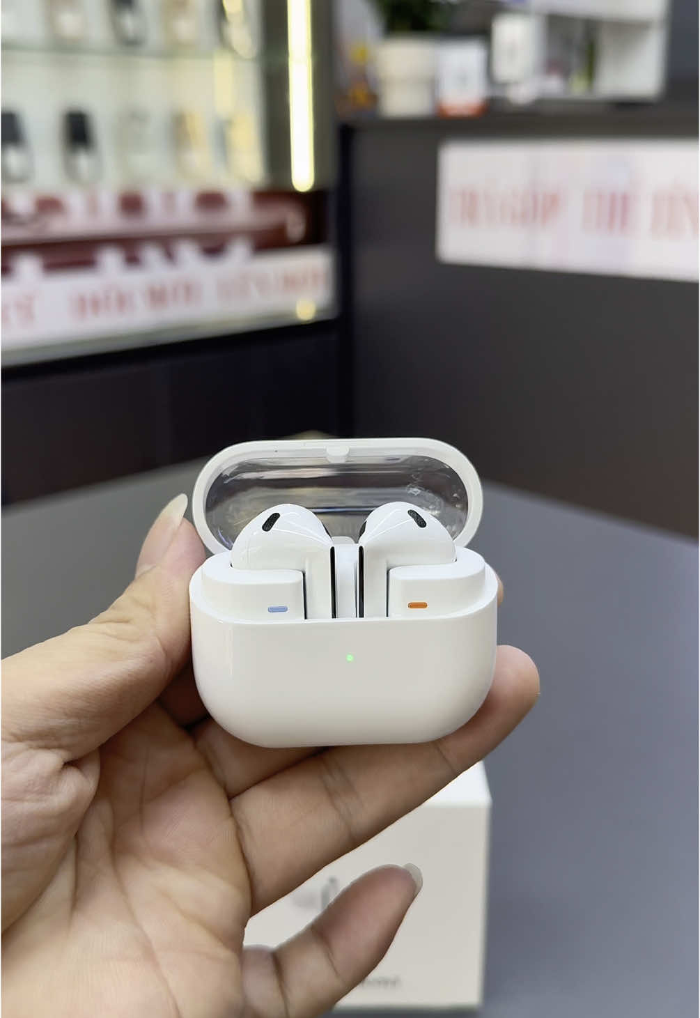 tai nghe samsung buds 3 chính hãng saámung VIỆT NAM  mới . chỉ hai nghìn sáu trăm ca . quá rẹ #Thaiphammobile 