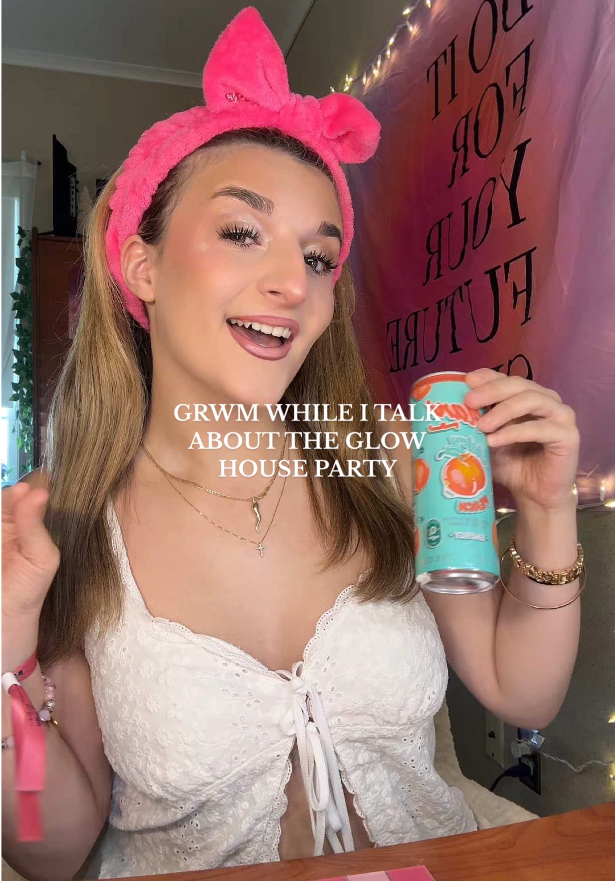 my glow house party pov as a small creator (continued) 💗 will thank @gianna in every single glow house party video bc i couldn’t thank her enough for making this happen for me !! #theglowhouse #glowhouseparty #glowhouse #grwm #getreadywithme 