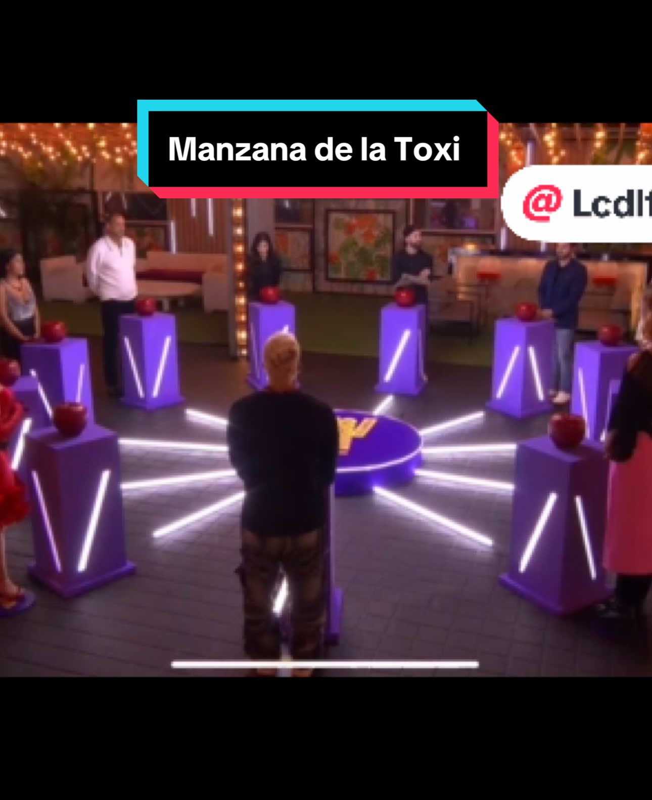 Manzana de la Toxi #rcn #bogota #lcdlfamososcol #lcdlfcol2 #lacasadelosfamosos #toxi #lajesuu 