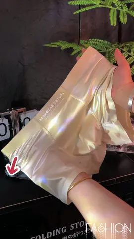The ice silk fabric is so smooth like chocolate, it's cool and breathable  #Underpants #Mensunderwear #Boxer #Coolfeeling #Naturalfeelings #Icesilk #formen #mensfashionstyles #TikTokFashion #tiktokmademebuyit