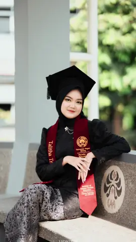 #CapCut #sarjanapendidikan #wisuda #graduation  #universitasnegerimalang #malang #fyp #fyppppppppppppppppppppppp 