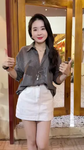 Áo Sơ Mi Kẻ Đính Đá Ép Máy #aosomi#aossominu #aosomidinhda #aosomikieu #thoitrangnu #xuhuong 