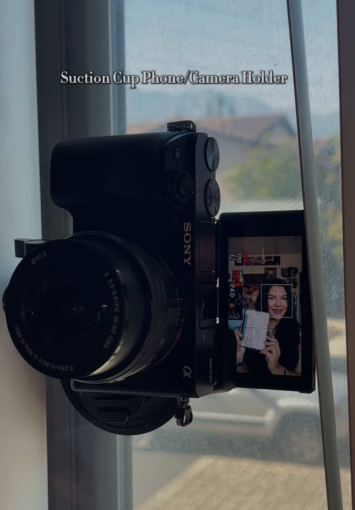 And it’s only $9.99 🤭 #creator #tiktokshop #tiktokmademebuyit #camera #contentcreator #phonestand #contentcreatortips #suction #tiktokshopfinds 