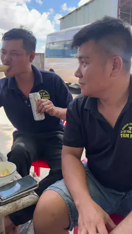 Nhậu không ăn đau bao tử quá 😀