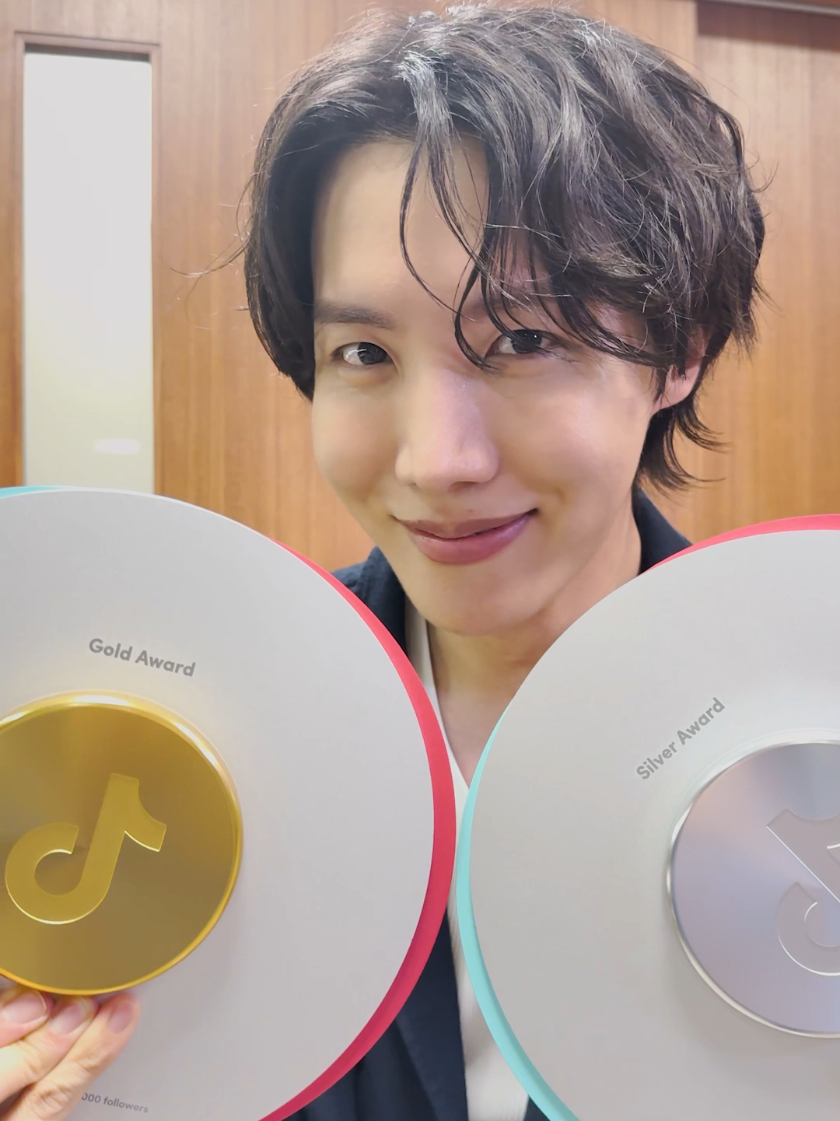 🥇🥈🎩🪄  #틱톡어워즈 