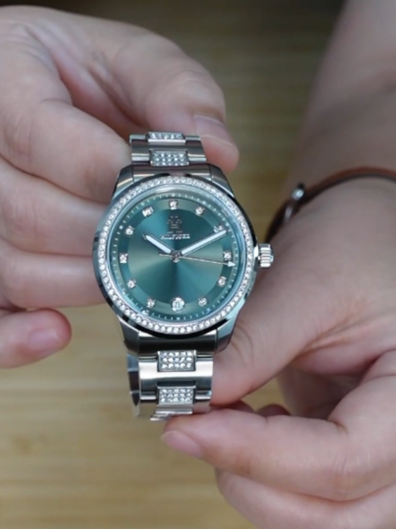 Tommy Hilfiger TH85C TH1782759 หน้าปัด 36 มม. นาฬิกา นาฬิกาข้อมือ นาฬิกาข้อมือผู้หญิง #Timedecowatchclub #watches #นาฬิกาข้อมือ #ของขวัญ #luxury