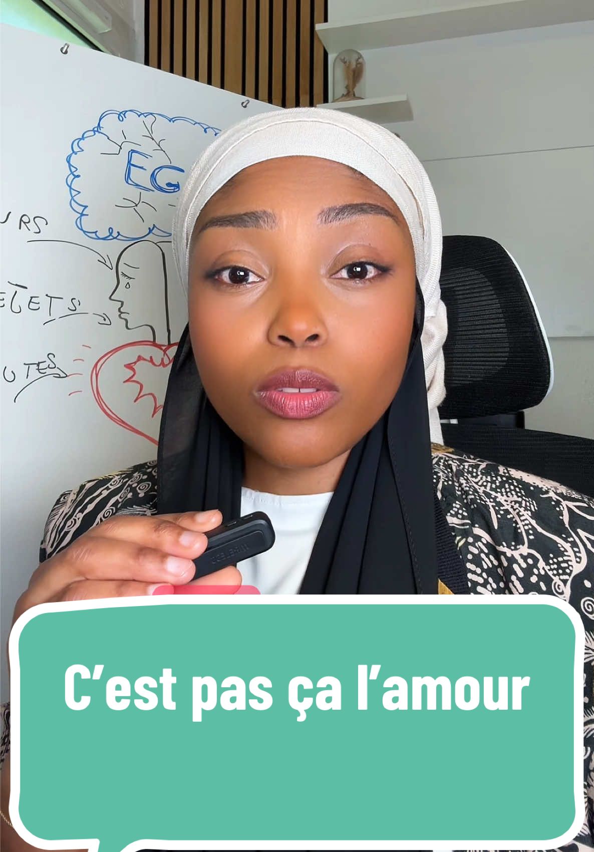 S’attacher à une relation qui te fait souffrir c’est pas de l’amour  #Relationship #emotional #verite #developpementpersonnel 