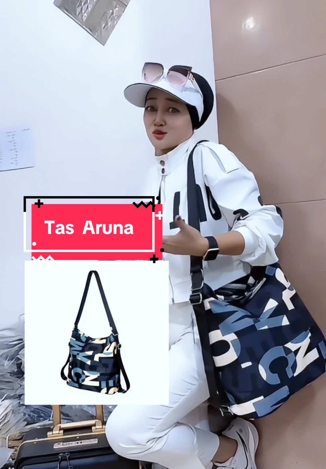 Tas 2 in 1. Di selempang bisa di ransel juga bisa 😍 #fashionmall #taswanita #tasaolong #bundaaolong #selempangwanita 