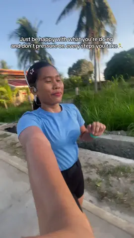 Happy running to my self🥹🏃‍♀️#Running #runningoutfit #dryfittshirts #topforrunning #runningtop #unisexdryfitshirt #dryfitshirtforwomen #dryfitshirtformen #runninggear 