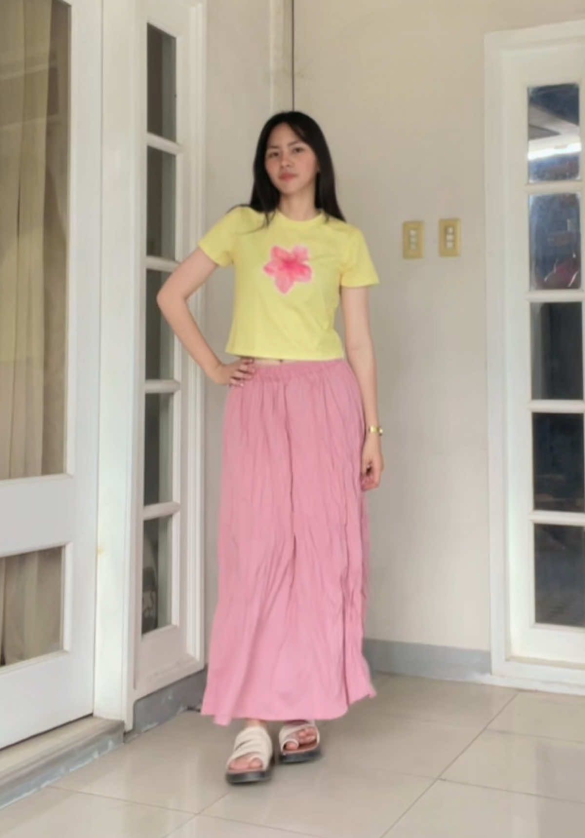 summer fit🪷☀️ #SummerFit #TikTokFashion #girlsoutfits #tiktokfinds #maxiskirt #fyp 