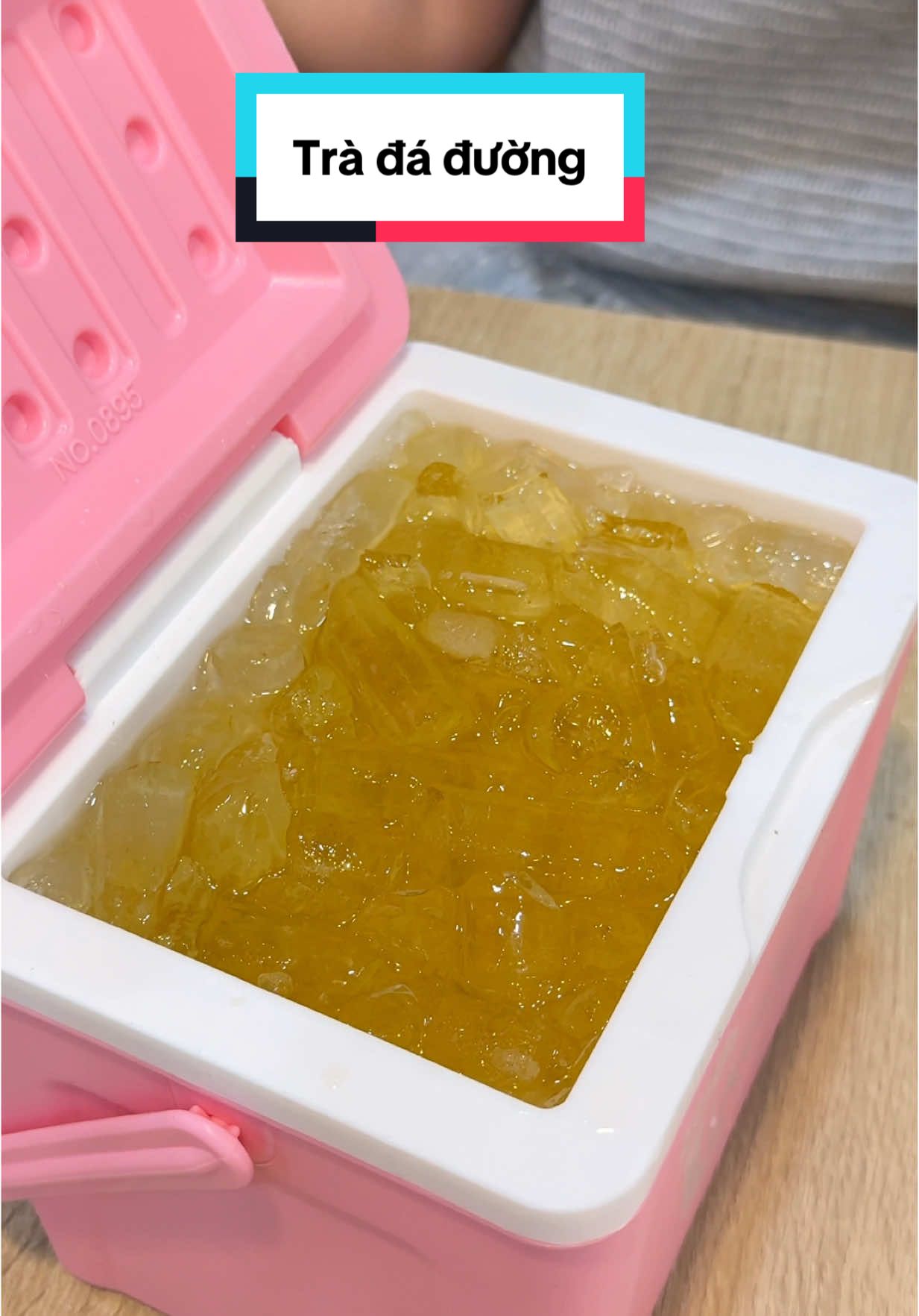 Sáng bảnh mắt ra là mần 1 xô trà đá đường trước đi đã #meberyne #review #trasamdua #trasamduathienthao #tratuiloc #tradaduong 
