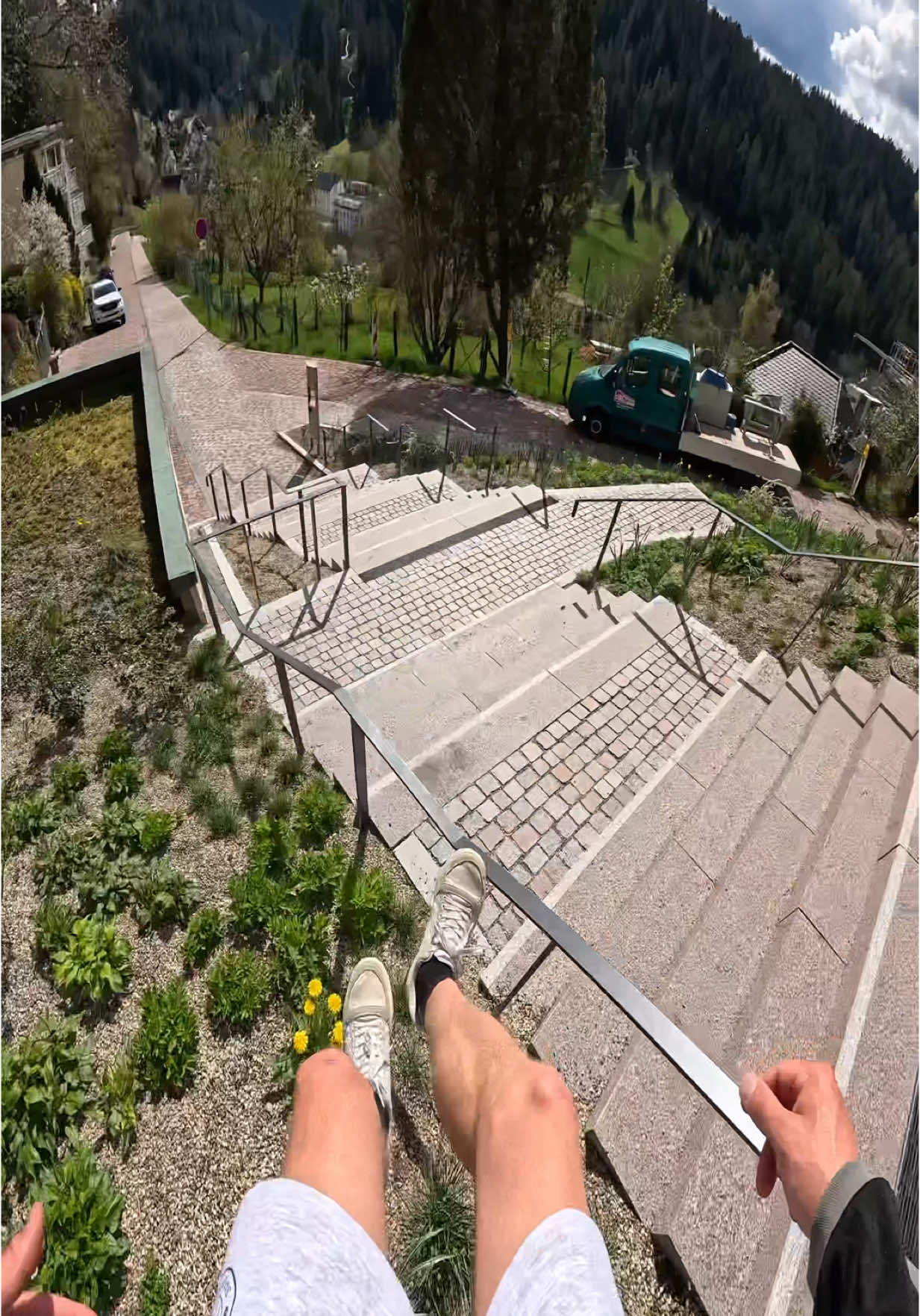 found a new spot 🤩 definitely coming back soon!  #parkour #freerunning #pov #freudenstadt #gopro 