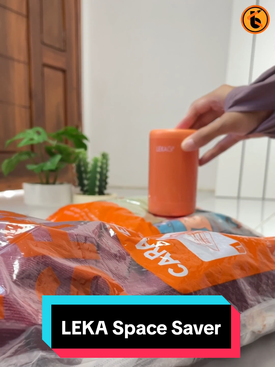 Plastik vakum pakaian dari LEKA biar lemari lebih rapi dan bebas debu juga serangga #Vacuumbag #SpaceSaverPump #LEKA #SpaceSaverVacuumStorage #vacumpakaian #vakumbaju 