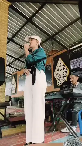 untung gak bersisa.... selain luka