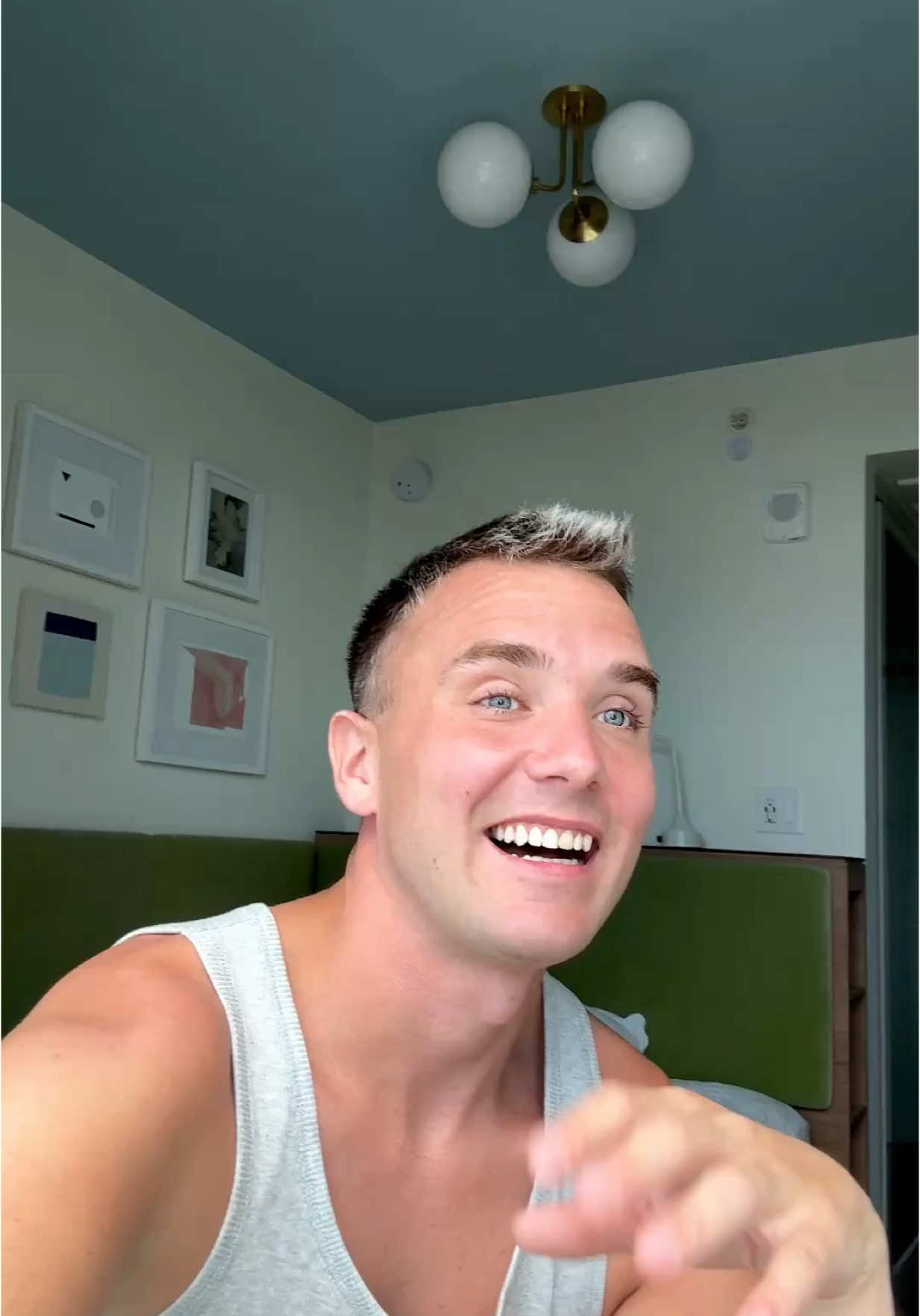 Trans right now, forever, and always 🏳️‍⚧️ #trans #transgender #lgbt #lgbtqi #lgbtq🏳️‍🌈 @Miami Beach Pride 