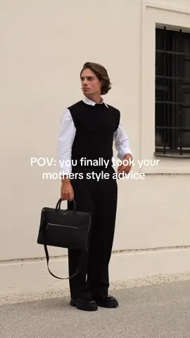 It’s that time again 🤞🏽 ☀️  #spring #Summer #italy #italianstyle #OOTD #fashion #fashioninspo #outfitideas #outfitinspo #outfitoftheday #oldmoney 