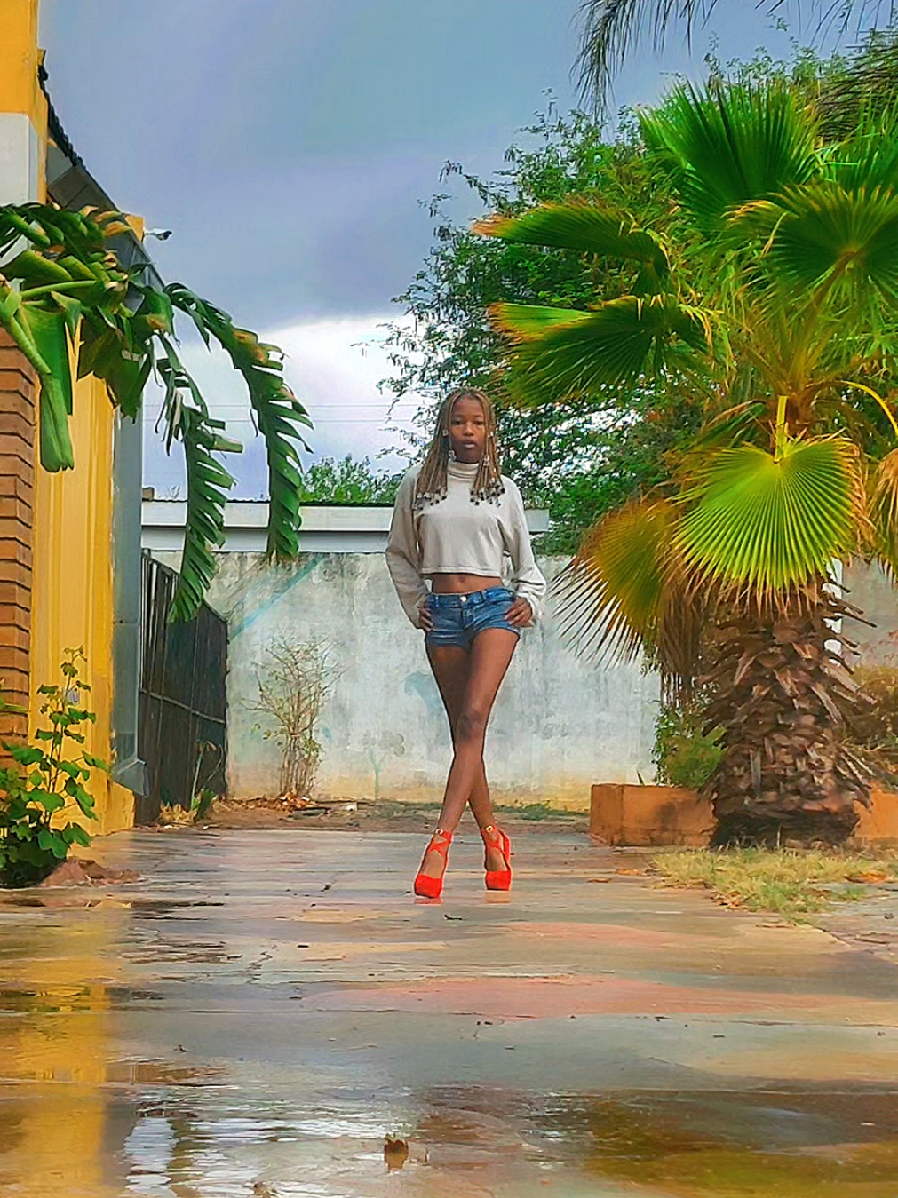 This is my application for #victoriassecretangel #sssunshinebaby #fypシ゚ #model #catwalk #horsewalk #southafricatiktok🇿🇦 #botswana🇧🇼tiktok #runwaywalk #fashionmodel 