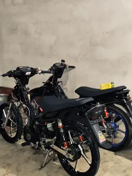 tanpa busana👯🏻‍♂️ #fizr #twostroke #fyp 