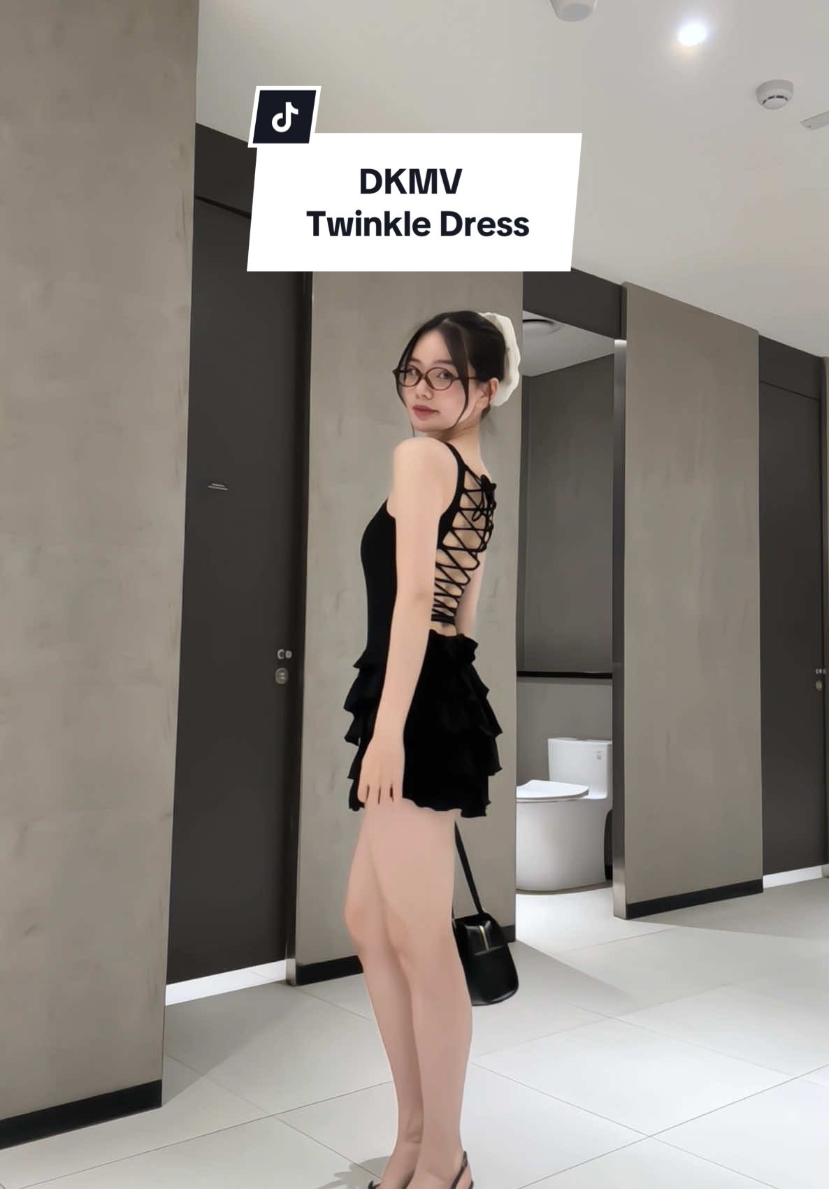 Em này mặc đi concert quá đẹp các bác iu ơi 💃🏻#quyhmaiootd #dkmv #damholung #goclamdep @DKMV 