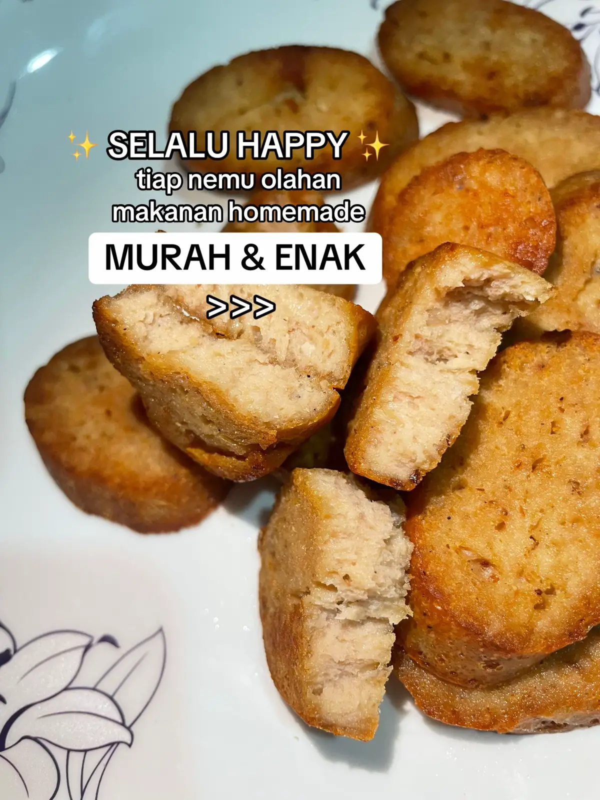 nemu makanan homemade yang murah & enak tu bener bener nagih sihh! area Solo kayanya rugi kalo ga cobain Galantin full daging ayam yang cuma 13ribuan ini 🤤 #kulinersolo #solo #surakarta #galantinsolo #umkmsolo 