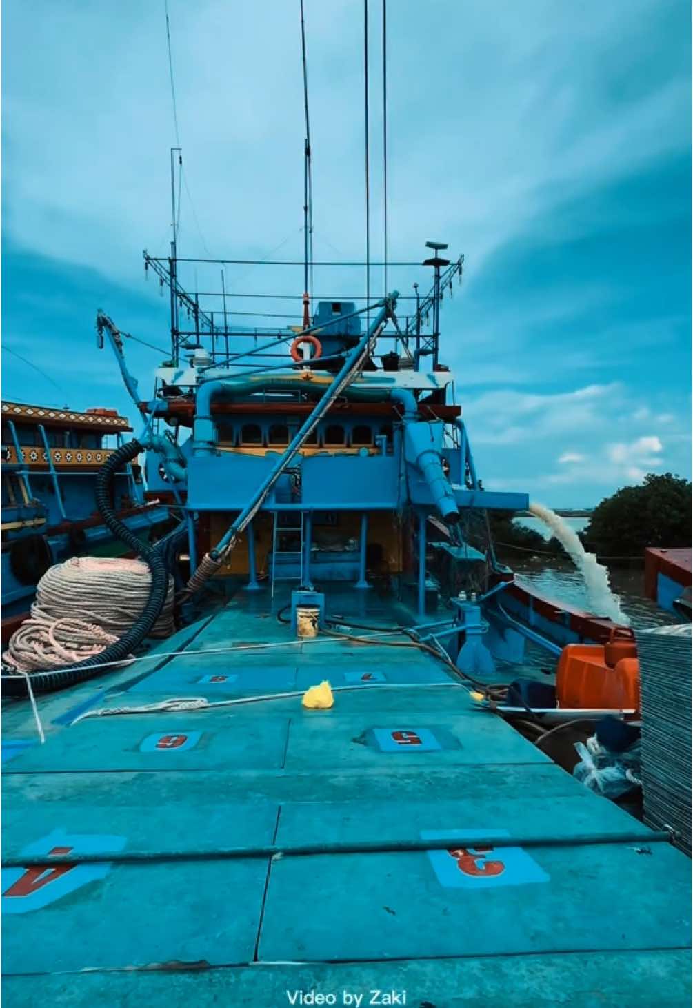 Instalasi mesin sedot ikan ASK di kapal Adi Jaya 04 Bintang Asia grup Capt : Pak Gimari 🔥🔥🔥 #kapalpursesainejuwana #kapalbesarjuwana #kursinjuwanapati #juwana #kapalpurseseinepekalongan #storynelayan #bintangasia #asiamakmurgroupjuwana #HGS #mesinpenyedotikan #ASK #jaringikanOcto 