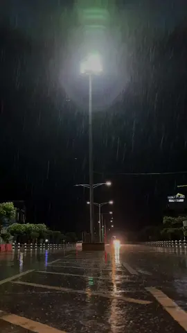 🤎#fypシ #foryourpage #butwalcity #butwalmuser #rain #fyp 