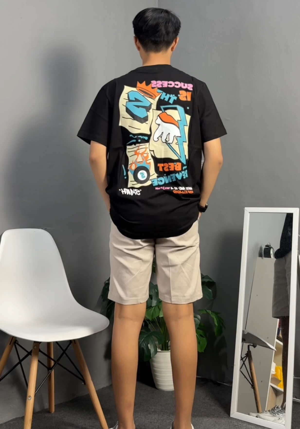 Outfit simple nih, kaos nya juga keren banget🥵 #outfit #rekomendasioutfit #outfitsimple #outfitpria #outfitinspiration 