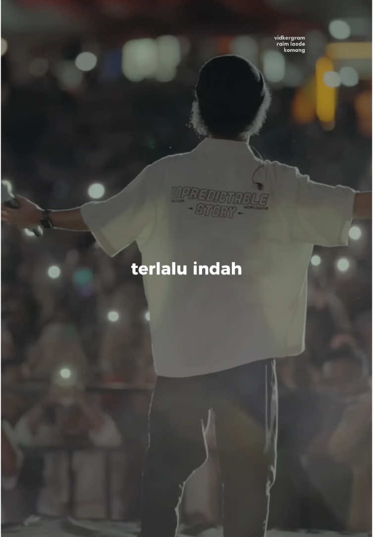 #CapCut #komang #raimlaode #liriklagu #templatelirik #templatecapcut  (🎥 youtube : raim laode)