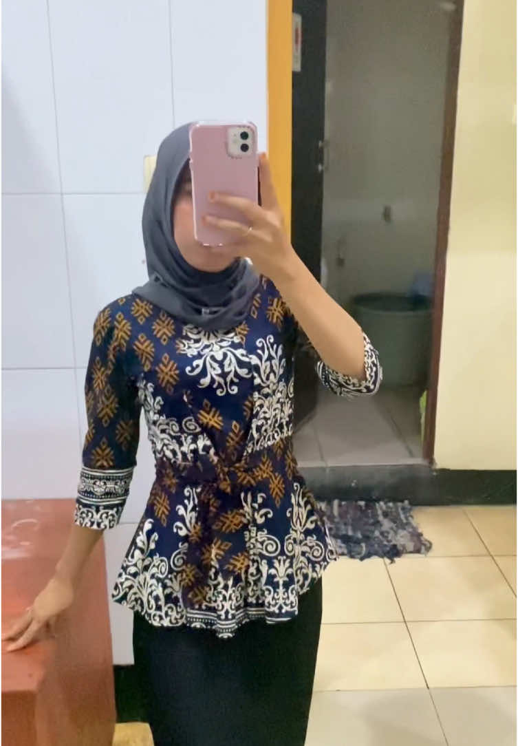 #fypシ゚ #fypage #batik #batikmodern 