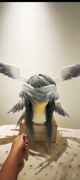 Six-winged wings!!! #wings 🔥🔥🔥Don't pull the scalp or tangle the hair!!!#angel #angelwings #cosplay #cosplays #cosplayer #cosplayers #wings #craft #handcraft #crafts #crafting #handmade #cosplaytiktok #cosplayprop #angelwings #cosplaywings #wingspan #cosplaysuit #customize #customizedgifts #customization #halloweenprops 