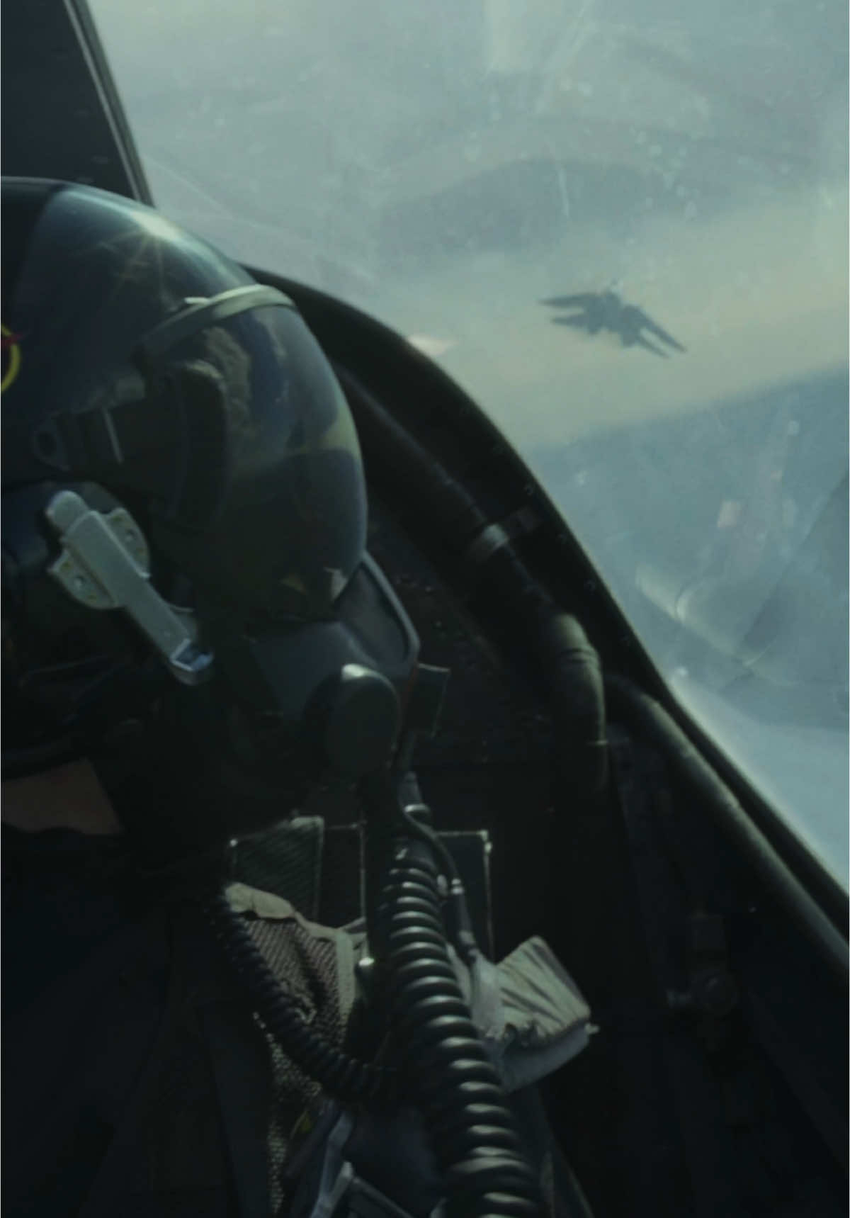 They are taking on 5th gen fighters in a old F-14 ! 🎬 Top Gun : Maverick #themoviesgrid #actionmovie #movie #action #foryou #moviescenes #pourtoi #movieclips #fyp #fypage #topgunmaverick #topgun #tomcruise 