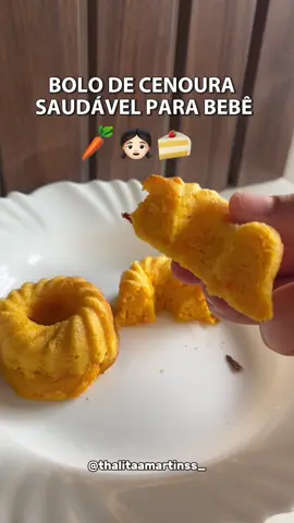 Receita Bolo de cenoura para bebê 👶🏻 🥕 🥕1 cenoura ralada 🌾4 colher de trigo ou pode usar farinha de aveia 🥚2 ovos 🥄1 colher de fermento 💧1 fio de azeite 🥛1 colher de leite em pó Bata tudo no liquidificador e asse na airfry por 10 minutos a 160 graus depois é só dar para seu bebê saborear! ❤️ #reelsviral #receita #receitadebebe #bolodecenoura #maternidade #maedemenina #maedeprimeiraviajem
