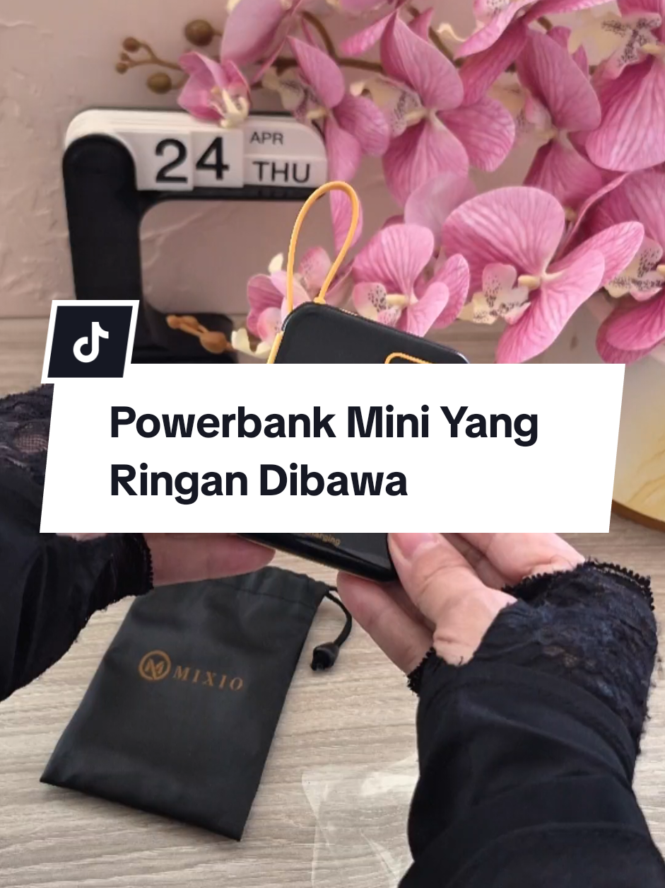 Powerbank mini tipis fastcharging ringan dibawa ke manapun. #powerbank #powerbankmini #powerbankviral #powerbank5000mah #mixiomp08 #powerbankmixio #powerbanktipis #powerbankfastcharging 