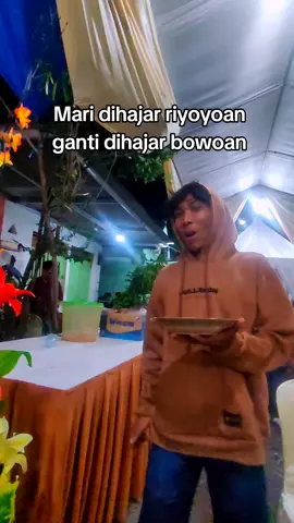 Dihajar habis