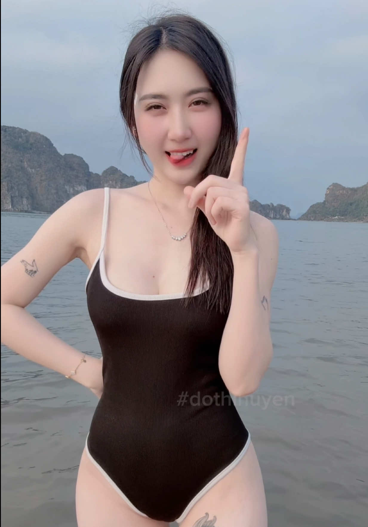 Nghiêm túc nè… #dothihuyen #halong #14 #quangninh  #CapCut 