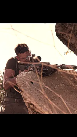The two snipers hiding in the dark engaged in a showdown. #tiktok #movie #film