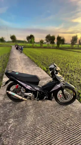 #suprax125 #suprax125fi #suprabapak #kphgank🚀 #kphganksoloraya🚀 #fyp #fyppppppppppppppppppppppp 