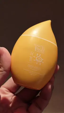 Beauty Vault Premium Hydrating Sunscreen is your daily must-have!  Packed with SPF 50 PA+++, aloe vera, and aqua ingredients to protect, hydrate, and nourish your skin. Lightweight, non-greasy, and perfect for everyday use.  #beautyvaultsunscreen #BeautyVaultFeedback #BeautyVault #CTDMS #LeoOrtiz #thalianalucap #PremiumHydratingSunscreen #SPF50Protection #summerready #skincareph @ceoglutalipo_beautyvault  @itsmeclidetamsi 