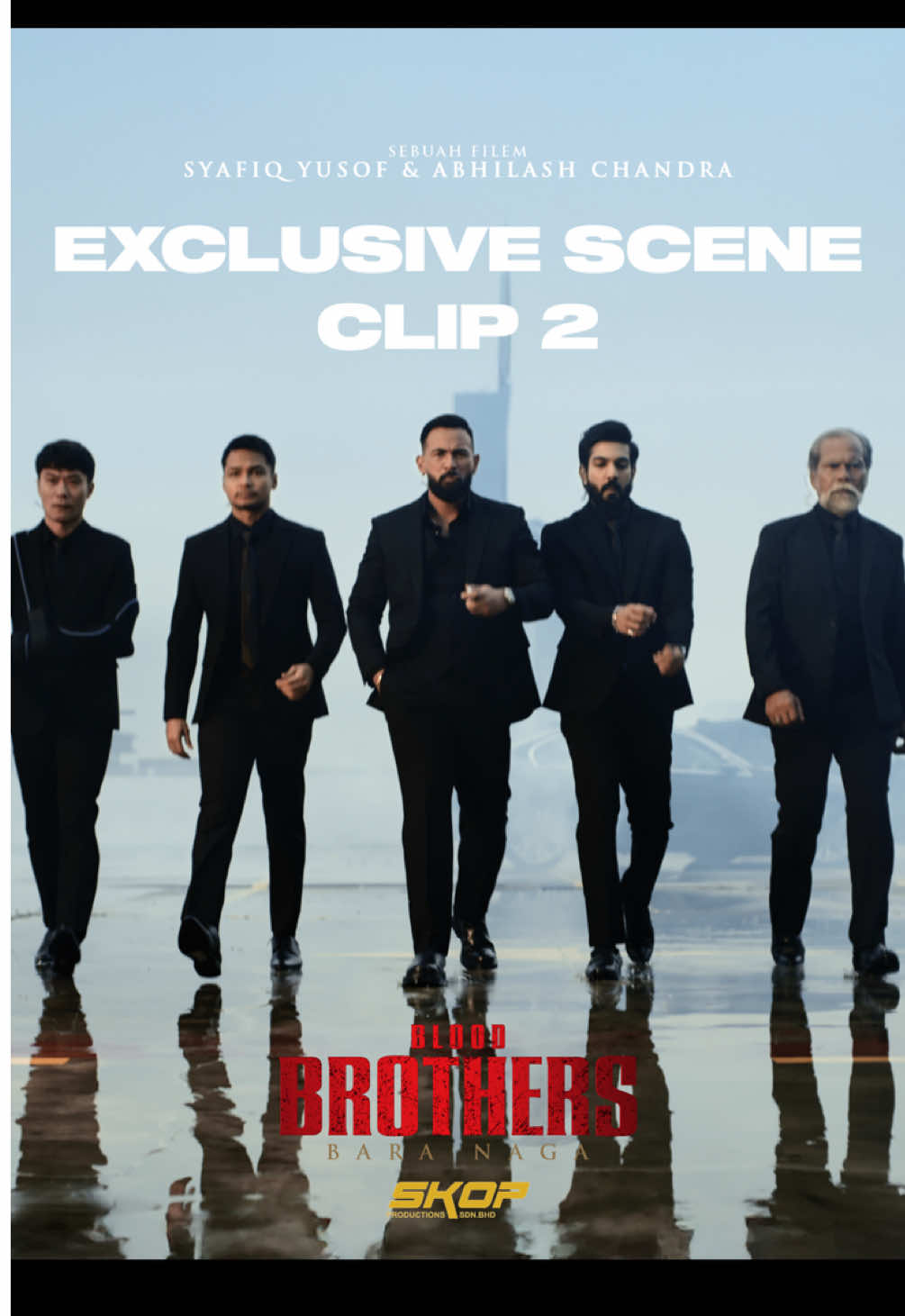Blood Brothers Epic Walk 🔥 Jangan lepaskan peluang untuk menonton Filem Blood Brothers selagi ia masih hangat di pawagam berdekatan anda sekarang! Filem Arahan: @fiq000s @abhilashedout @sharnaazahmad @syafiqkylez @shukriyahaya @ameliath @syazwanzulkifly @andytehkh @iam_irfun @zamarulhisham93 @raydapdap @dinischatzmann @traciesinidol_official @mi_kaelnoah @amirnafis. #BloodBrothers #baranaga #sapotlokal #sapotbloodbrothers