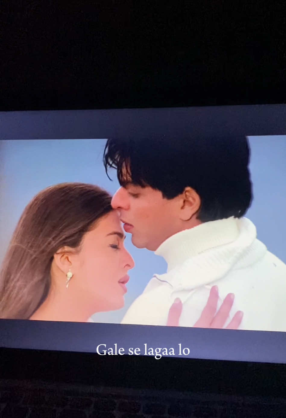 favorite song al the time #lirik #bollywood #bollywoodsong #mohabatein #shahrukhkhan #aishwaryarai #fyppppppppppppppppppppppp #masukberanda #parati #CapCut 