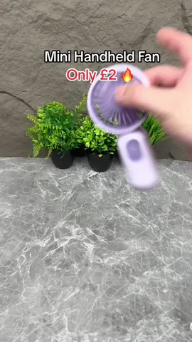 #minifan #handheldfan #fan #Outdoors #portablefan #Summer #spotlight #spotlightfinds #tiktokmademebuyit #fyp #dealdrops 