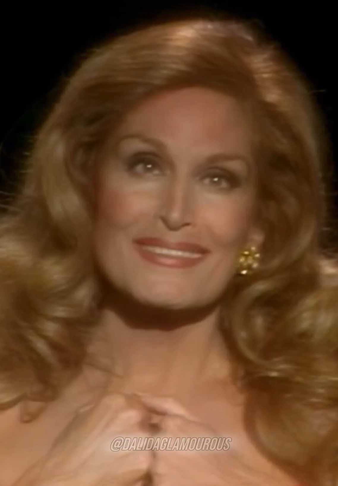 #Dalida chante #Bravo en #1983 😍 • #dalidaglamourous #dalidagigliotti #dalidaforever #music #song #singer #icon #french #frenchsinger #dalida1983 